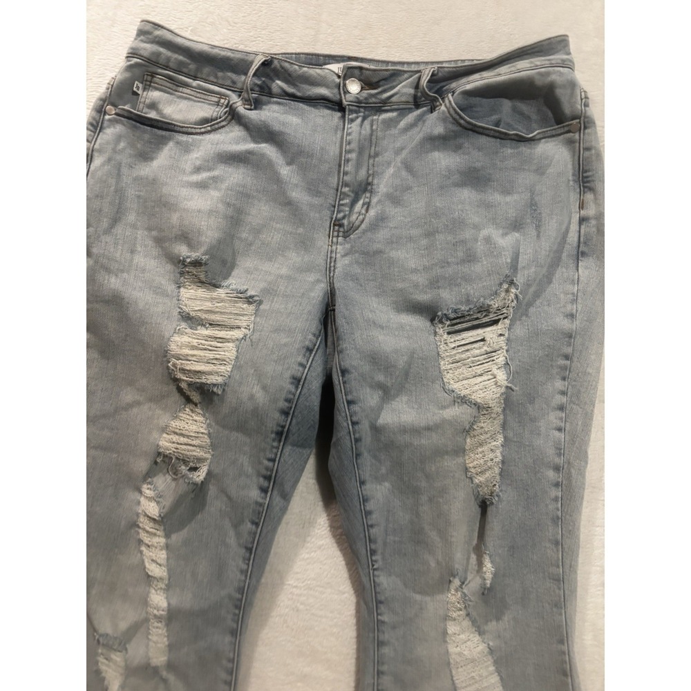 Judy Blue Jeans Womens 18W Blue Boyfriend Fit Distressed Stretch Light Wash